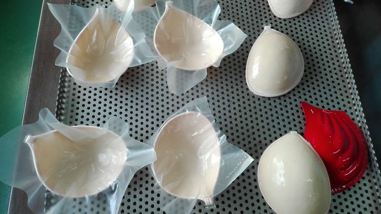 文胸硅膠覆膜 文胸硅膠覆膜